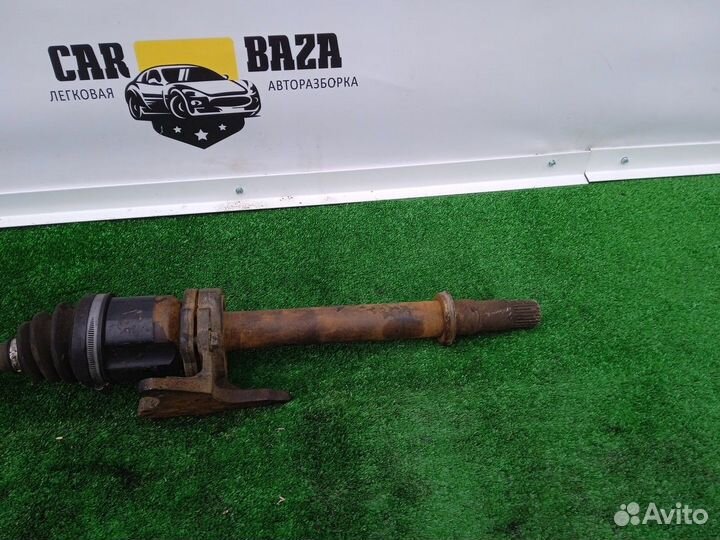 Полуось (привод) передний правый R