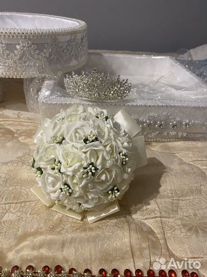 Букет,хонча,корона,лента на пояс