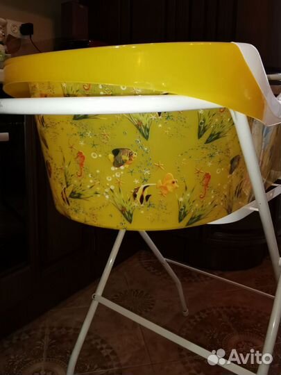 Детская ванночка для купания с подставкой