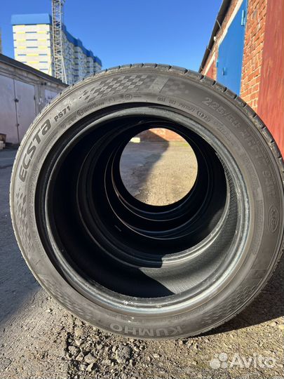 Kumho Ecsta PS71 225/45 R17 91W