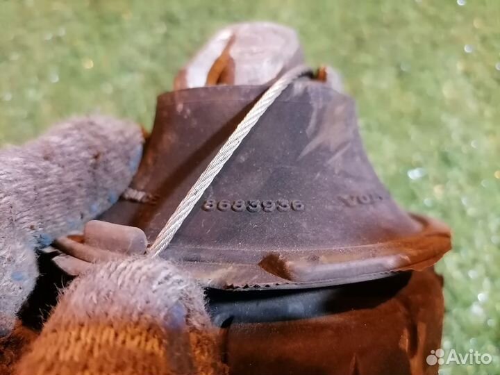 Кронштейн крепления двигателя передний 08649262 Vo