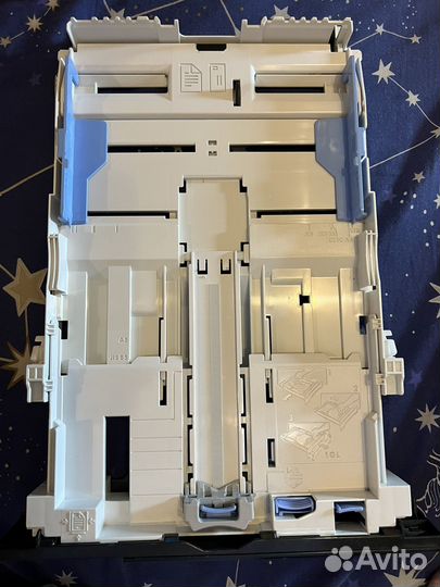 RC2-2016 входной лоток HP LJ Pro CP1525