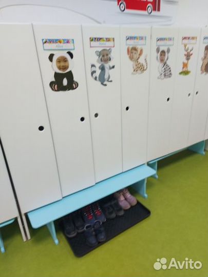 Шкафчики для раздевалки детские