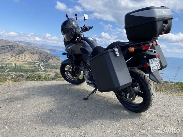Suzuki v-strom DL650A
