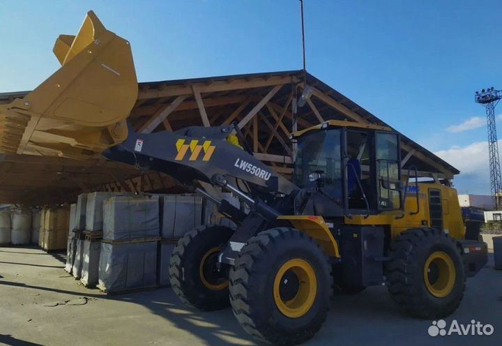 Фронтальный погрузчик XCMG LW550RU, 2023