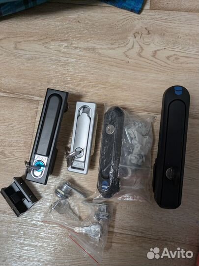 Замки для шкафов