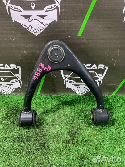 Рычаг подвески передний левый Toyota Cresta GX100