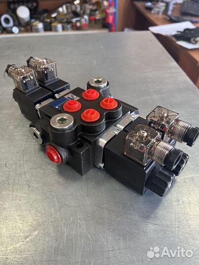 Гидрораспределитель 02Z50 AA ES3 12 VDC G