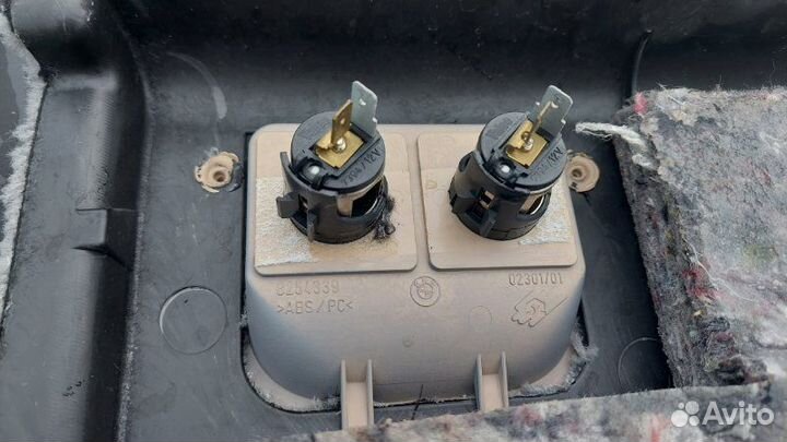 Обшивка багажника правая Bmw X5 E53 3.0D 2003