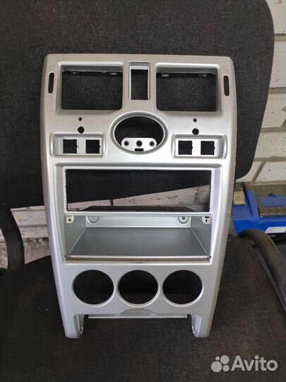 Центральная консоль priora 1