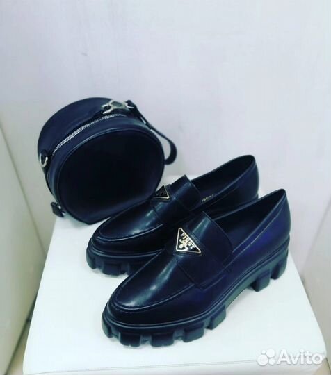 Туфли женские