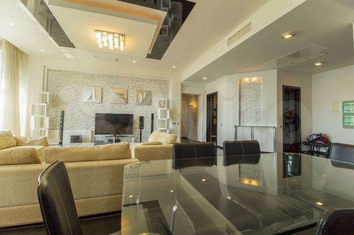 3-к. апартаменты, 159,7 м², 4/9 эт.