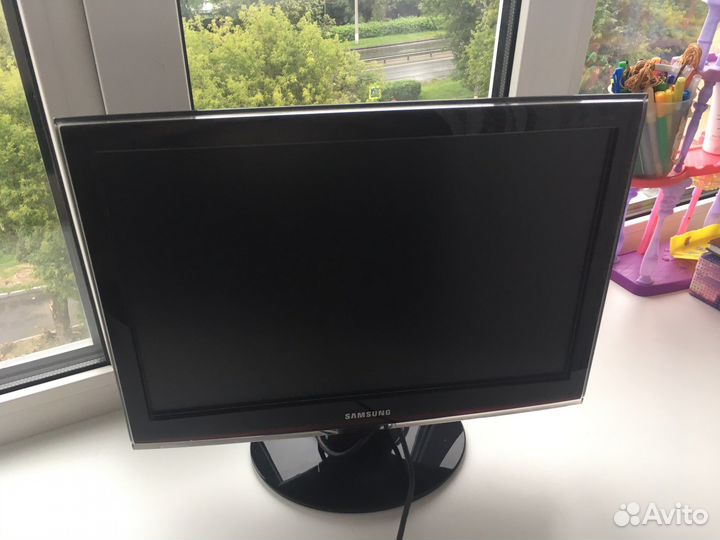Монитор Samsung syncmaster T190N