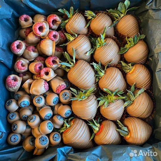 Клубника в шоколаде, ягоды в шоколаде