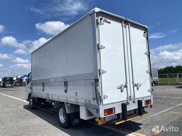 Mitsubishi Fuso Canter, 2009