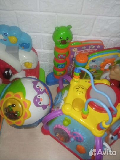 Развивающие игрушки для малышей