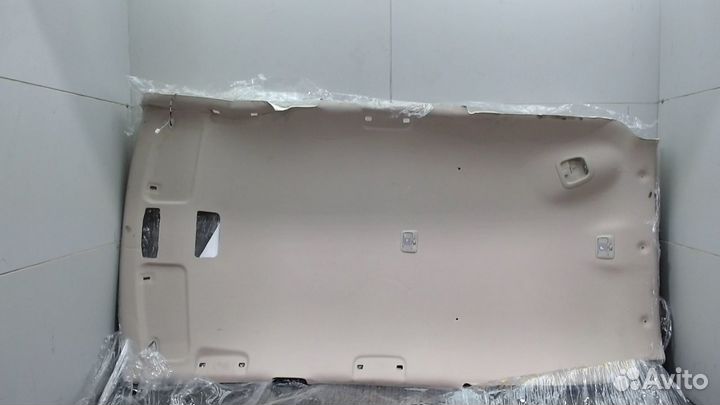 Обшивка потолка Mitsubishi Outlander, 2017