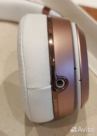 Наушники Beats Solo3 Wireless Model A1796 Gold