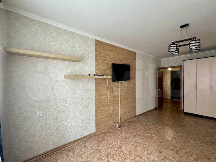 1-к. квартира, 38 м², 1/9 эт.