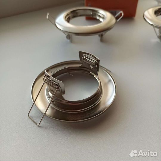 Светильник встраиваемый MR16