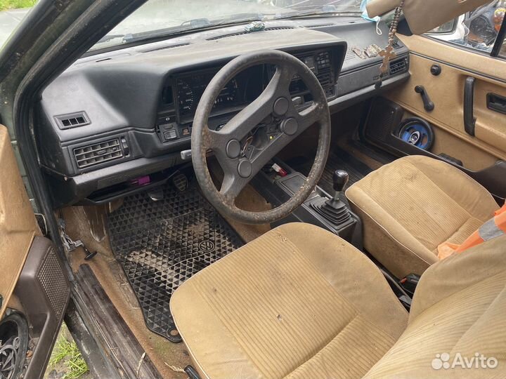 По запчастям Пассат Б-2 1.6