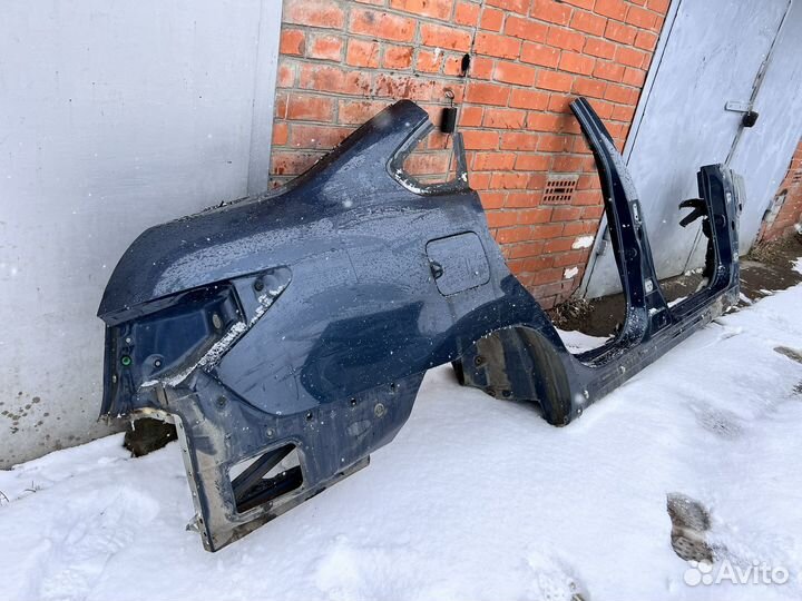 Крыло заднее правое Ниссан Альмера g15 боковина