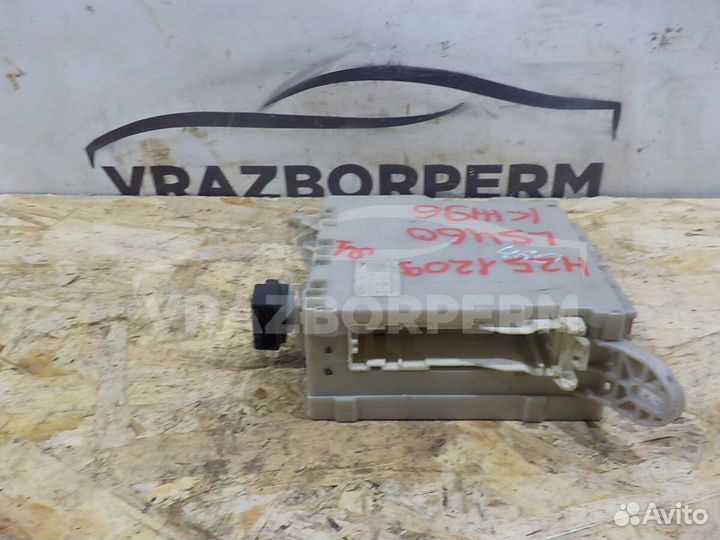 Блок предохранителей Lexus LS