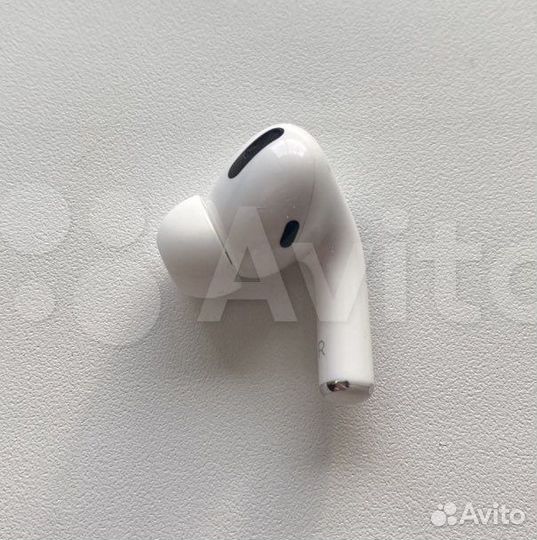 Airpods pro правый наушник (оригинал )