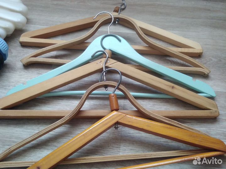 Вешалки плечики