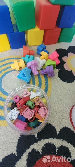 Развивающие игрушки пакетом