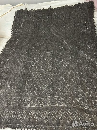 Пуховый платок шаль