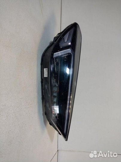 Фара правая Hyundai Tucson