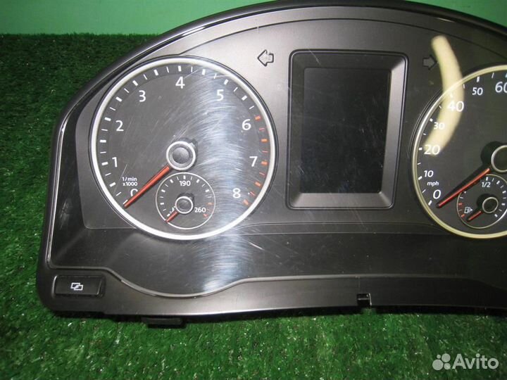 Приборная панель volkswagen Tiguan (5N1) 2011