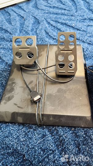 Игровой руль с педалями для пк Logitech