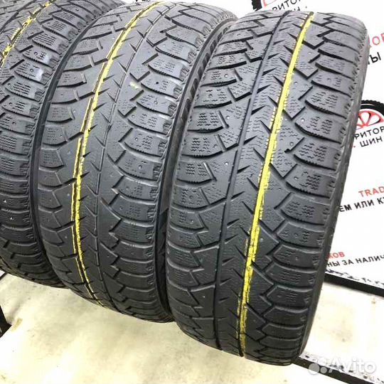 Bridgestone Ice Cruiser 7000 215/55 R17