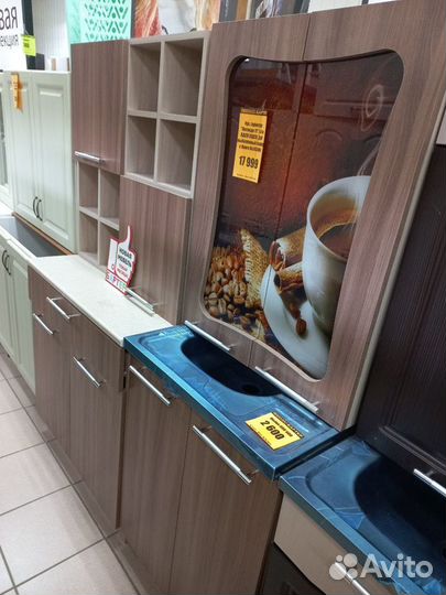 Кухонные гарнитуры Новые и Б/У Б-4