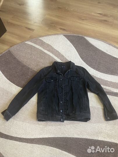 Джинсовая куртка mango