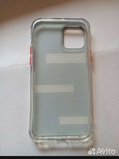 Чехол на iPhone 12 6.1 дюймов