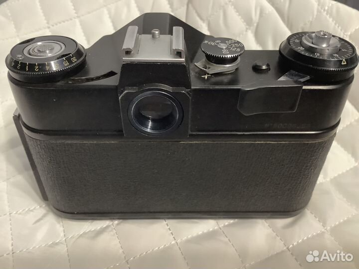 Пленочный фотоаппарат