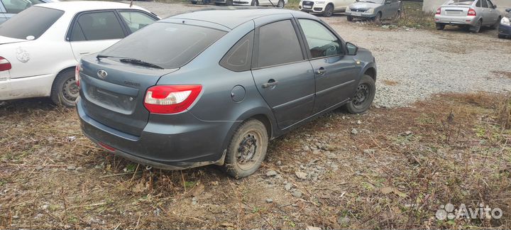 LADA Granta 1.6 МТ, 2014, 213 000 км