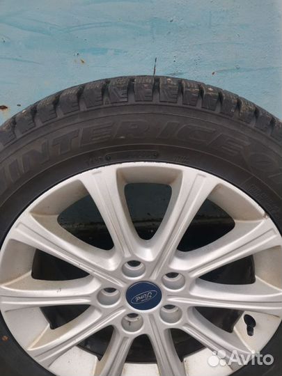 Комплект колес Ford r 16 на оригинальных дисках
