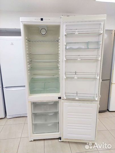 Немецкий Холодильник Либхер 200см/Гарантия