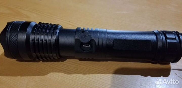 Фонарик светодиодный аккумуляторный