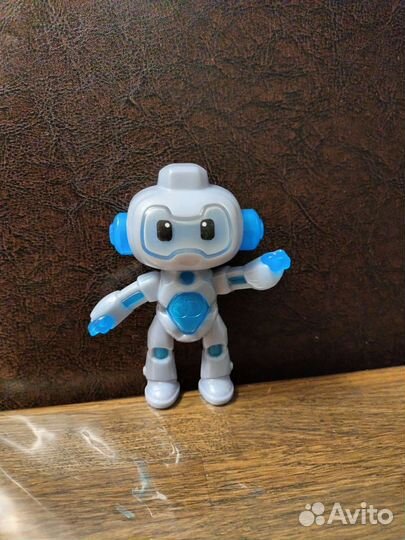 Игрушки из макдональдса