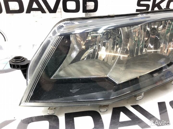 Фара передняя левая Skoda Octavia A7 (5E) 2014