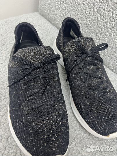 Кроссовки skechers 39