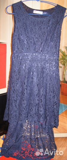 Кружевное платье со шлейфом