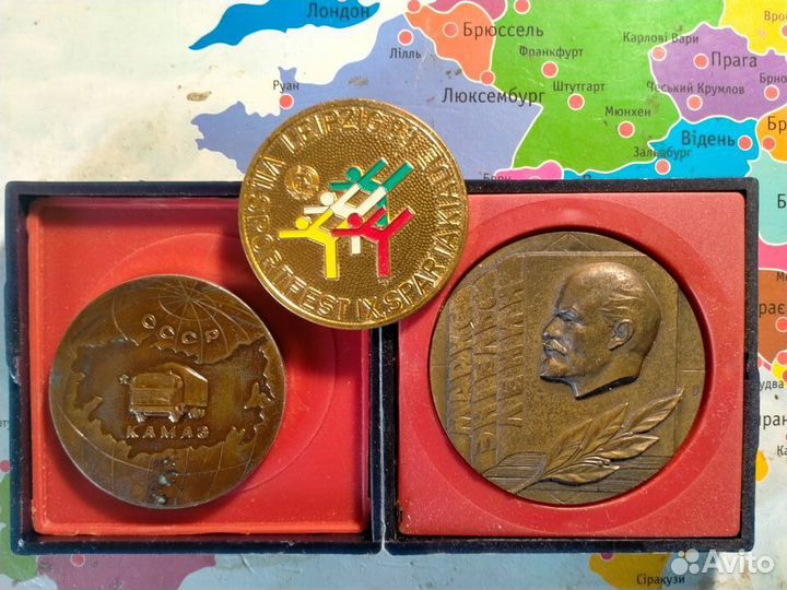 Медали настольные