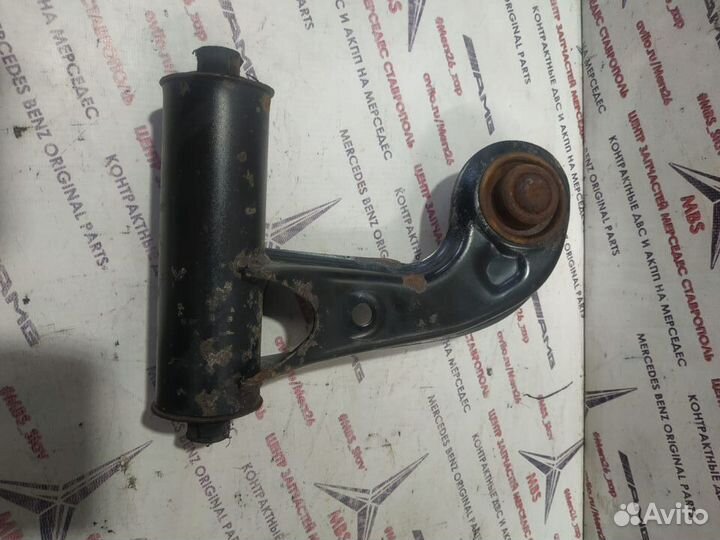Рычаг 4Matic w210 Mercedes передний верхний