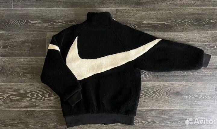 Весенняя куртка шерпа Nike новая